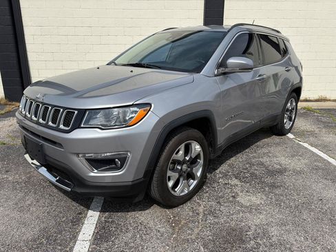 Used 2021 Jeep Compass Limited FWD image 1