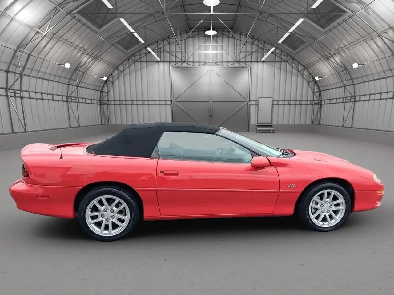 Used 2002 Chevrolet Camaro Z28 w/ SS Performance/Appearance Pkg RWD image 6