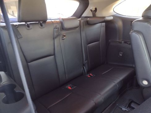 Used 2023 Toyota Highlander XLE image 21