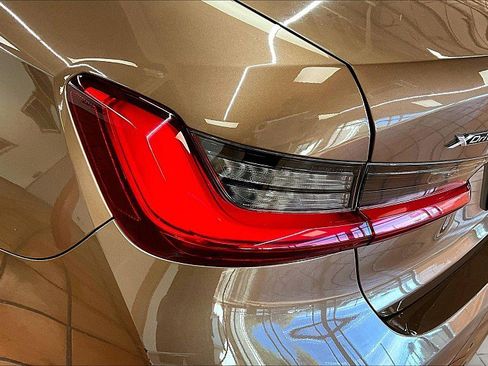 Used 2019 BMW 330i xDrive Sedan w/ Convenience Package image 31