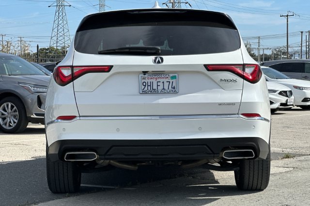 Used 2023 Acura MDX w/ Technology Package AWD/4WD image 5