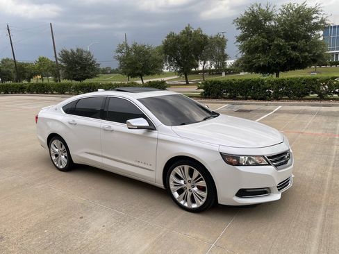 Used 2016 Chevrolet Impala LTZ w/ Enhanced Convenience Package FWD image 7