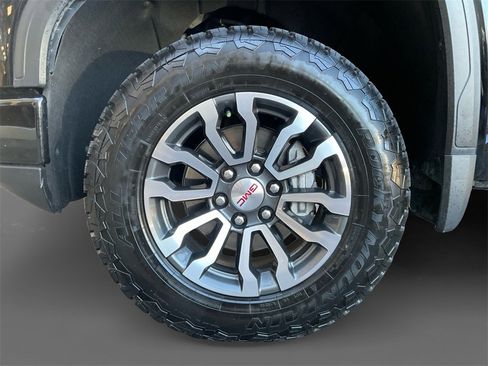 Used 2023 GMC Sierra 1500 AT4 w/ Technology Package image 8
