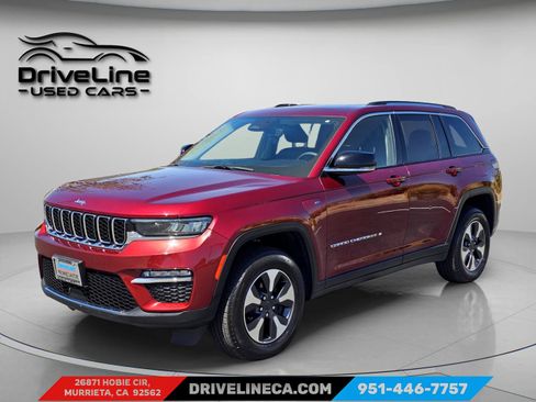 Used 2023 Jeep Grand Cherokee 4WD 4xe image 1