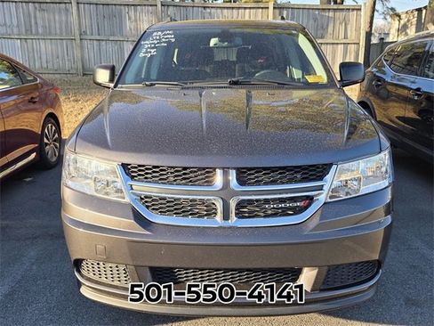 Used 2020 Dodge Journey SE image 2