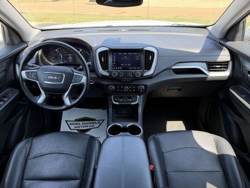 Used 2023 GMC Terrain SLT AWD/4WD image 17