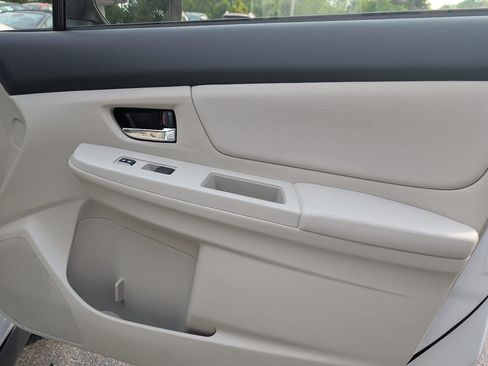 Used 2013 Subaru Crosstrek 2.0i Premium image 39