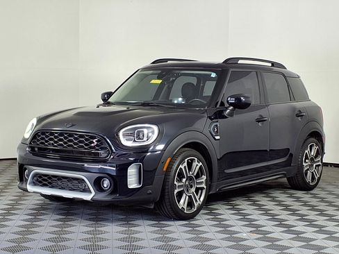 Used 2022 MINI Cooper Countryman S w/ Convenience Package AWD/4WD image 3