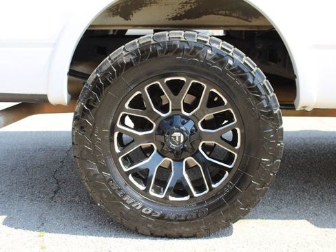 Used 2014 Ford F150 Lariat w/ Equipment Group 501A Mid image 30