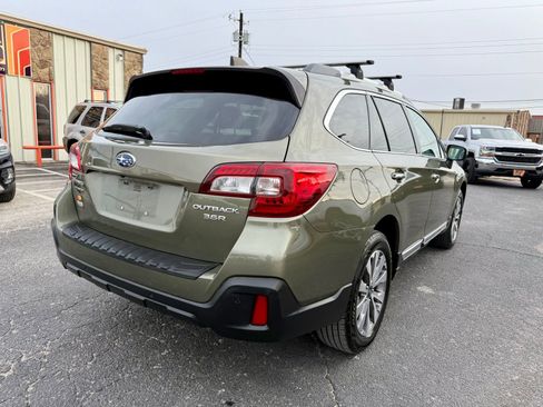 Used 2019 Subaru Outback 3.6R Touring w/ Popular Package #3A image 3