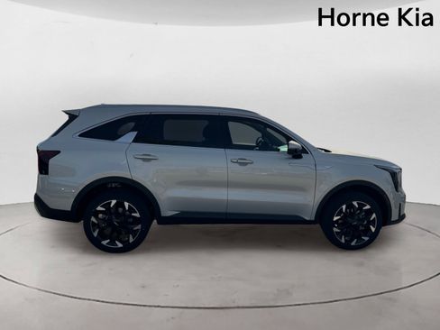 New 2026 Kia Sorento EX AWD/4WD image 3