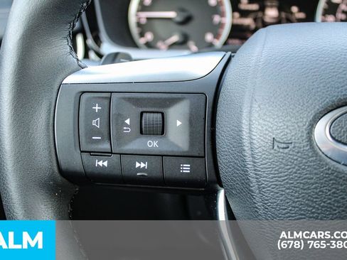 Used 2025 INFINITI QX60 Pure image 29