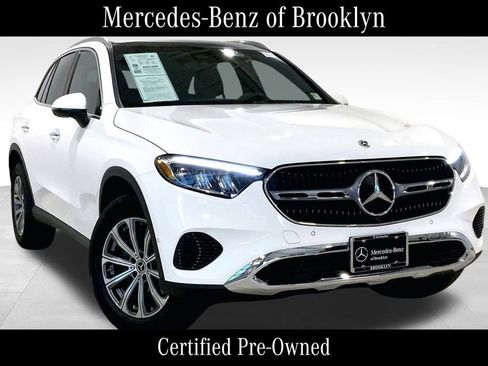 Used 2026 Mercedes-Benz GLC 300 4MATIC image 1