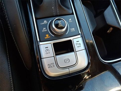 Used 2022 Kia Telluride EX w/ EX Premium Package image 25