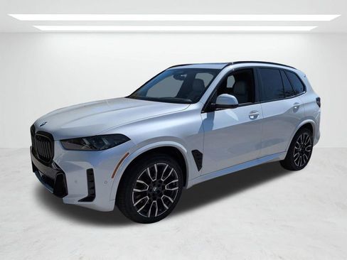 New 2026 BMW X5 xDrive40i w/ M Sport Package image 8