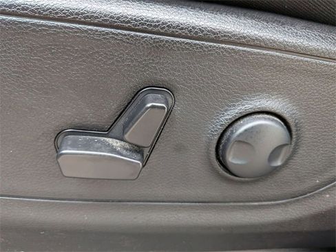 Certified 2025 RAM 1500 Big Horn image 12