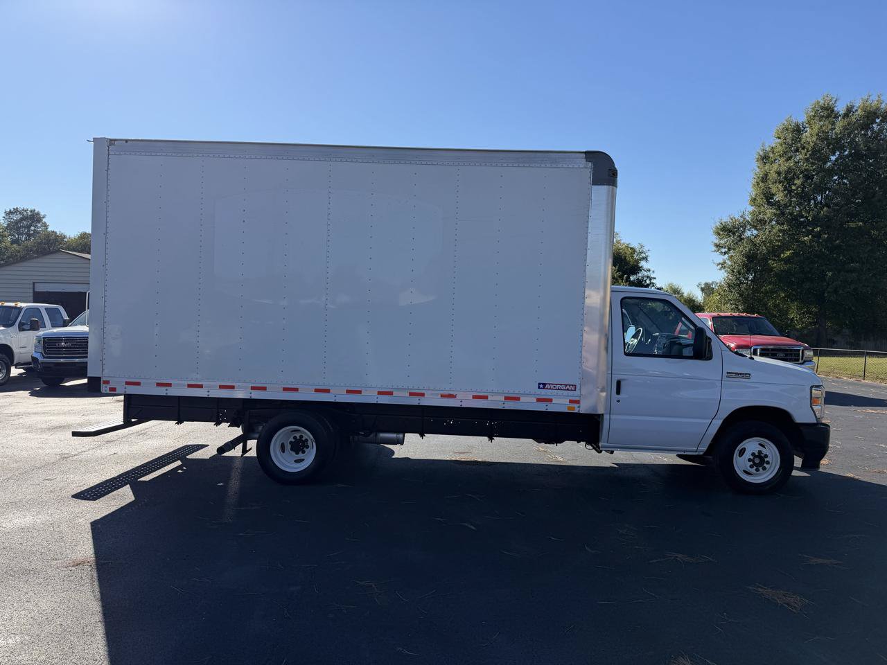 Used 2022 Ford E-350 and Econoline 350 Super Duty w/ Power Windows & Locks Group RWD image 5