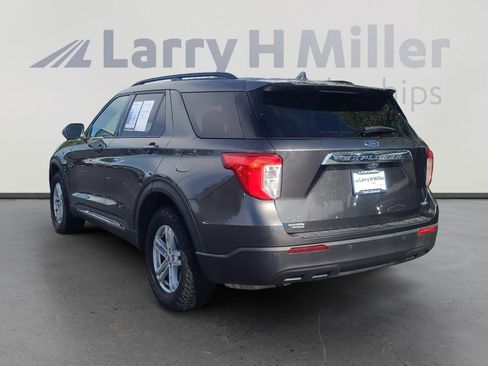 Used 2020 Ford Explorer XLT AWD/4WD image 3