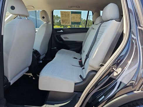 Used 2024 Volkswagen Tiguan S image 15