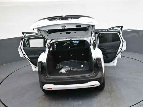 Certified 2026 Nissan Kicks SV w/ Cold Weather Package AWD/4WD image 47