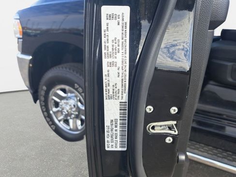 Certified 2024 RAM 2500 Tradesman w/ Chrome Appearance Group image 36