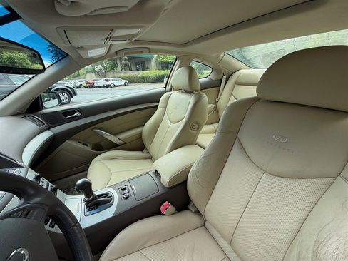 Used 2009 INFINITI G37 x Coupe w/ Premium Pkg AWD/4WD image 14