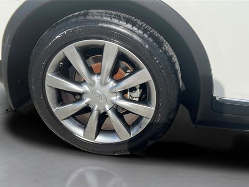 Used 2014 INFINITI QX50 Journey w/ Premium Package image 15