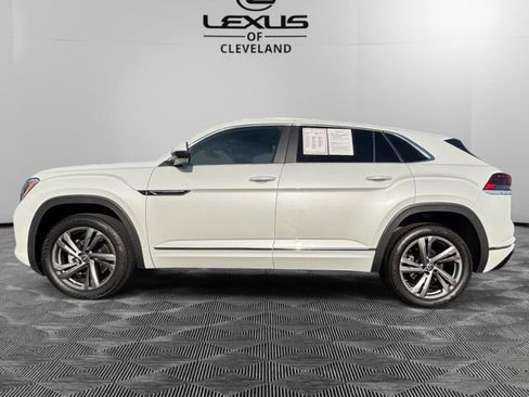 Used 2024 Volkswagen Atlas Cross Sport SEL R-Line AWD/4WD image 3