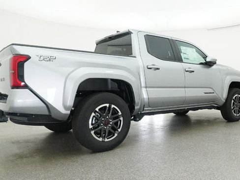 New 2025 Toyota Tacoma TRD Sport image 25