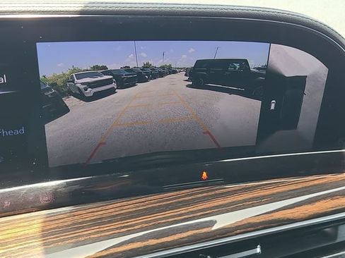 Used 2023 Cadillac Escalade ESV Premium Luxury RWD image 35