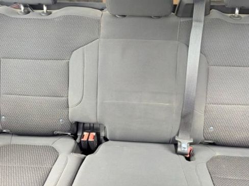 Used 2020 Chevrolet Silverado 2500 Custom w/ Custom Value Package image 21