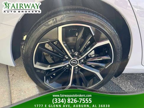 Used 2024 Nissan Altima 2.5 SR image 34