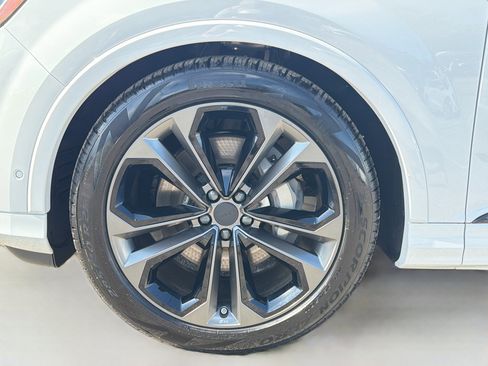 New 2026 Audi Q7 Premium Plus image 42
