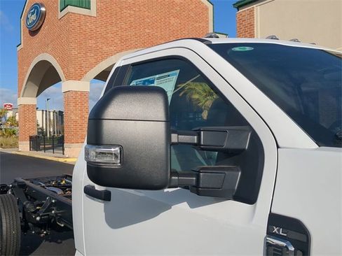 New 2024 Ford F550 XL image 12