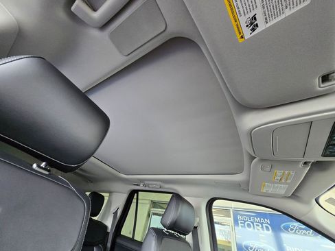 Used 2025 Ford Expedition Platinum w/ Driver's Package image 29