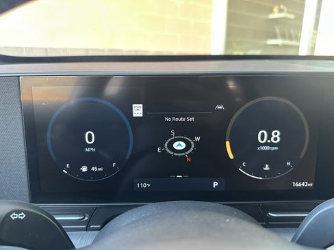 Used 2024 Hyundai Kona Limited image 17