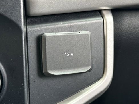 Used 2024 Ford Expedition XLT AWD/4WD image 22