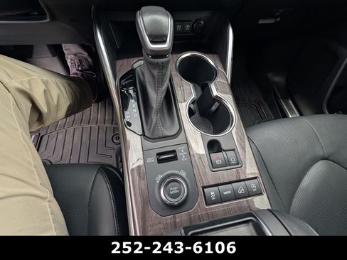 Used 2021 Toyota Highlander Platinum AWD/4WD image 15