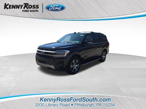 Used 2023 Ford Expedition XLT AWD/4WD image 1