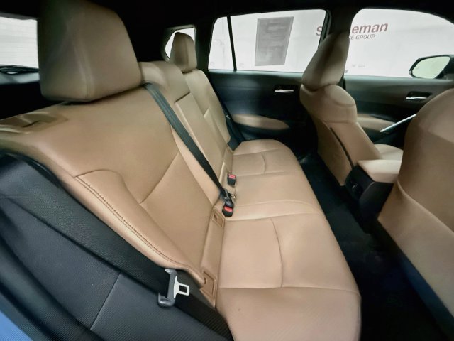 Used 2026 Toyota Corolla Cross XLE w/ Convenience Package FWD image 28