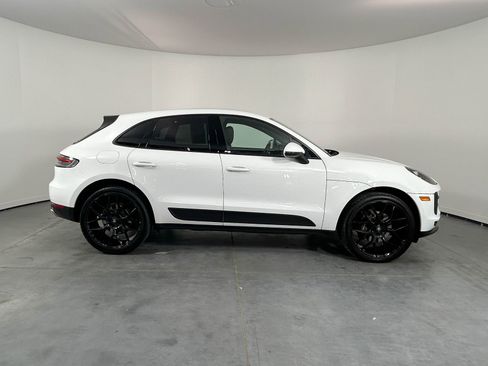 Used 2021 Porsche Macan AWD/4WD image 8