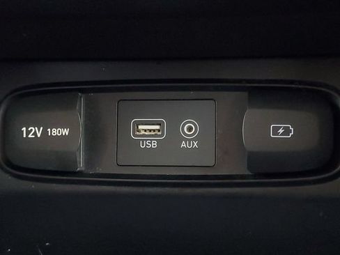 Used 2019 Hyundai Santa Fe SEL AWD/4WD image 29