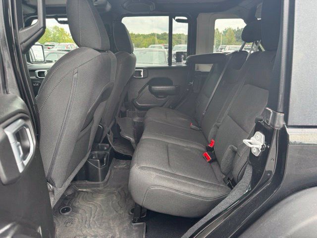 Used 2022 Jeep Wrangler Unlimited Sport AWD/4WD image 36
