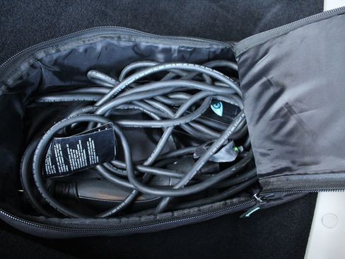 Used 2017 Chrysler Pacifica Platinum image 40