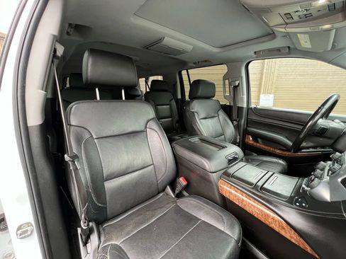 Used 2015 Chevrolet Suburban LTZ image 26