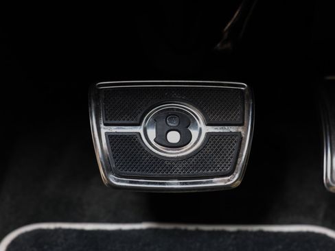 Used 2023 Bentley Bentayga Speed image 35