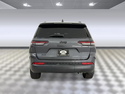 Used 2023 Jeep Grand Cherokee L Laredo AWD/4WD image 10