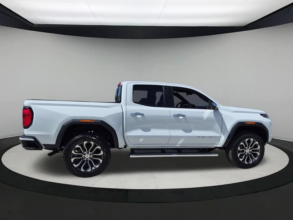 New 2026 GMC Canyon Denali AWD/4WD image 6