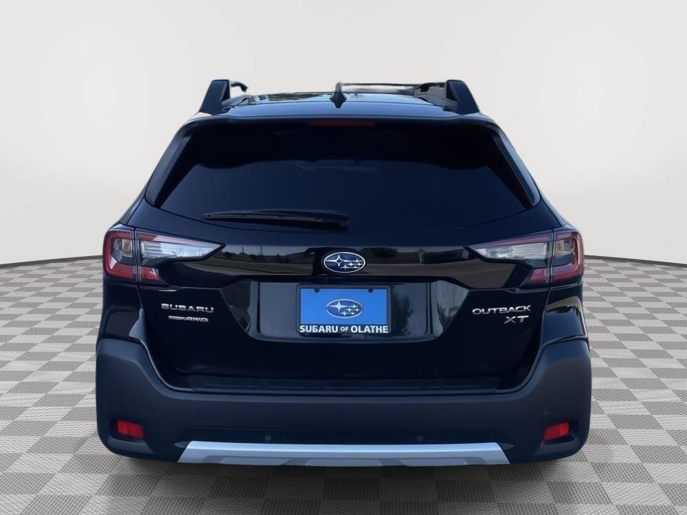 Used 2023 Subaru Outback Limited XT AWD/4WD image 14