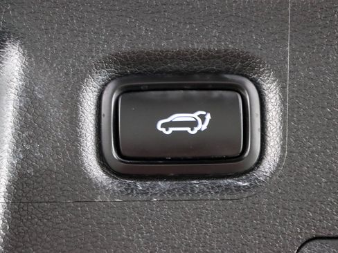 Used 2023 Hyundai Santa Fe SEL w/ Premium Package AWD/4WD image 30